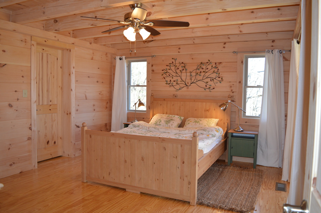 all wood interior, natural materials at vacation rental log cabin